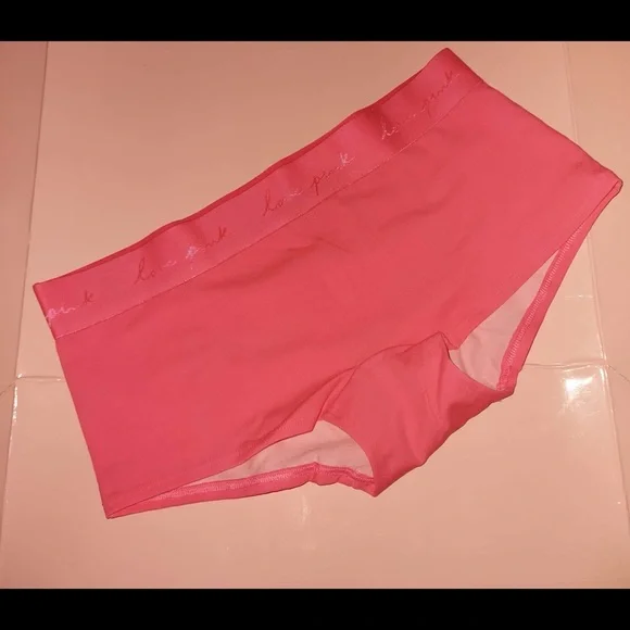 PINK Shortie Size Medium NIP - Picture 8 of 10